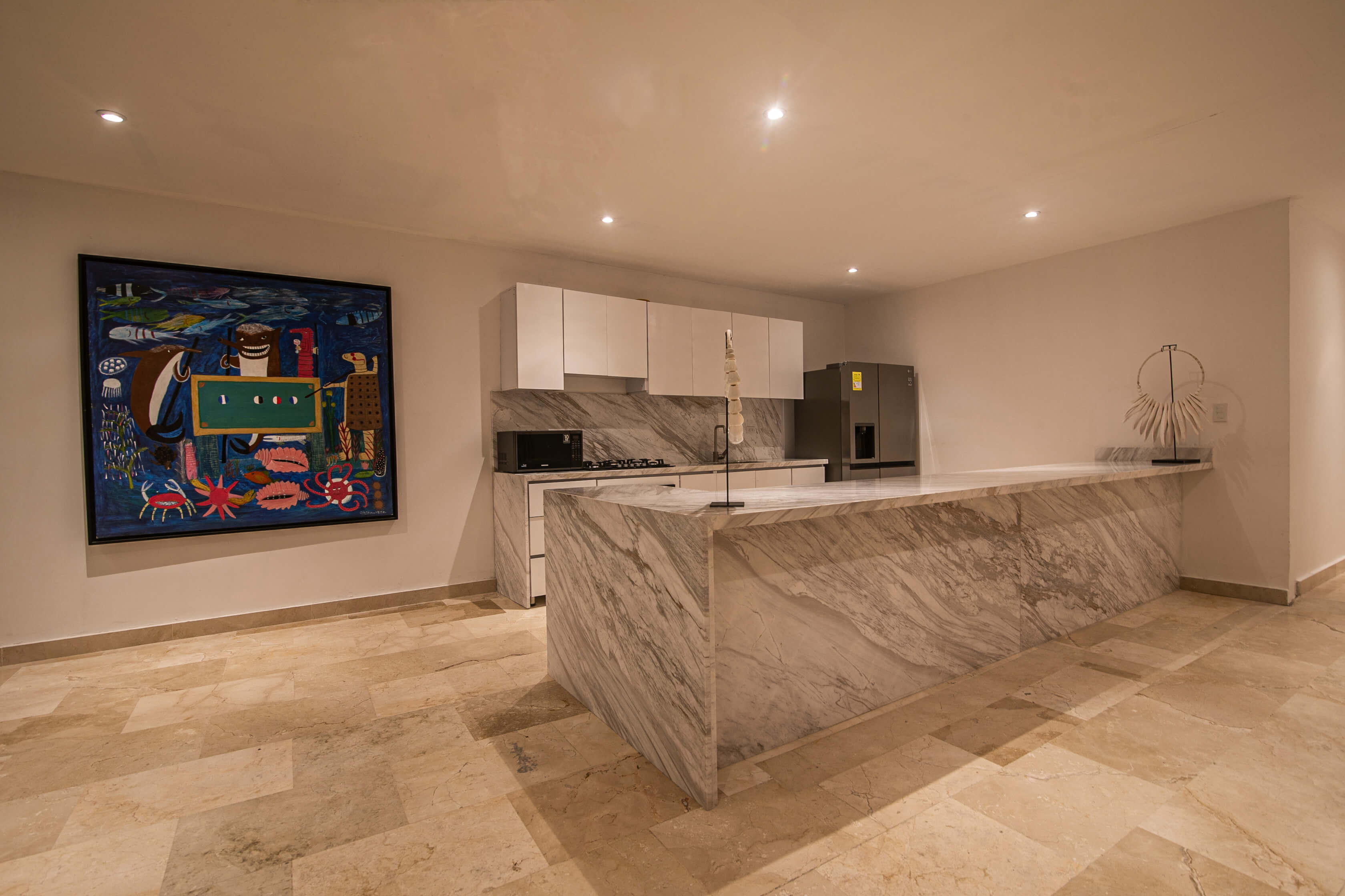 Casa Arsenal bay and skyline view