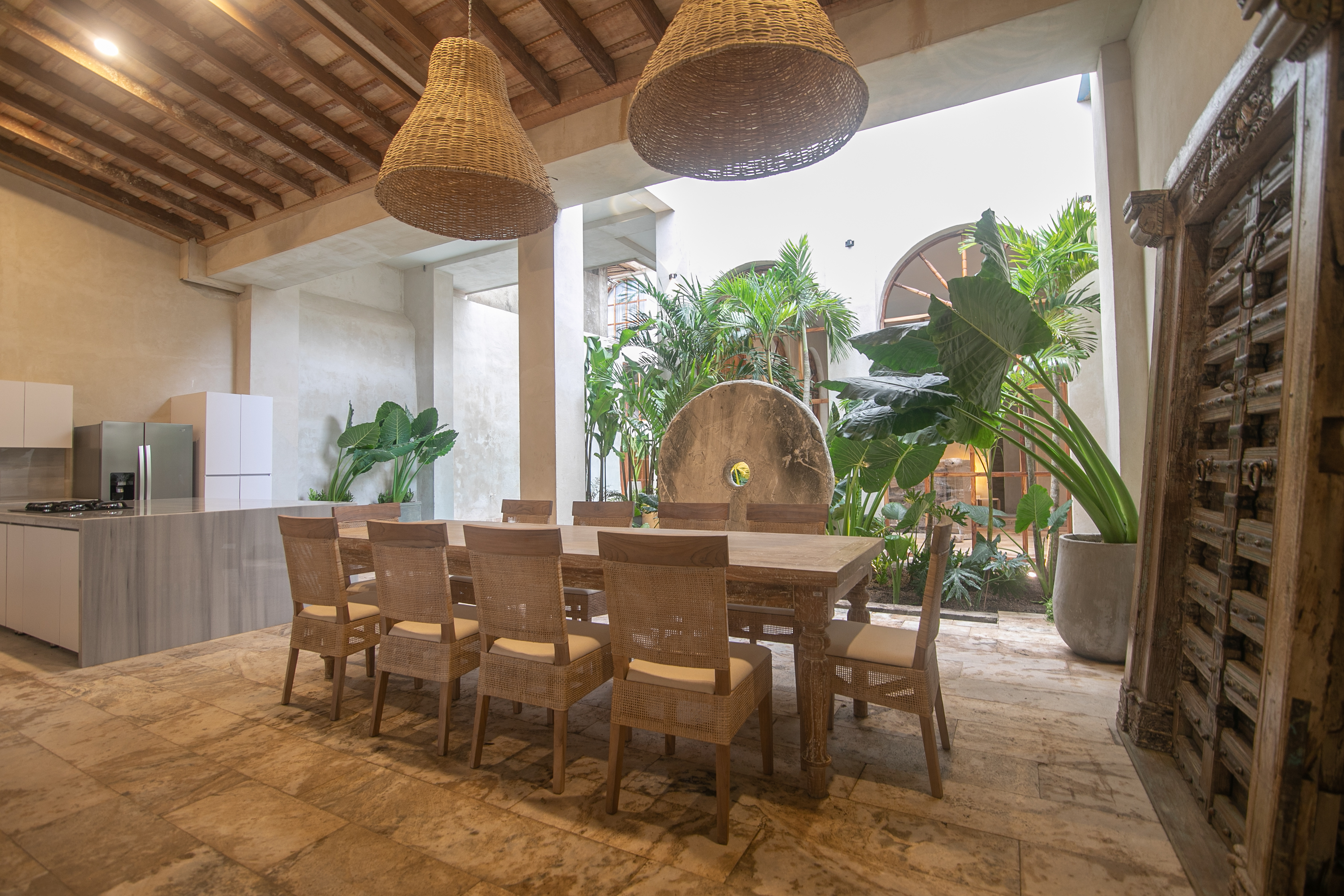 Casa Quero dining area